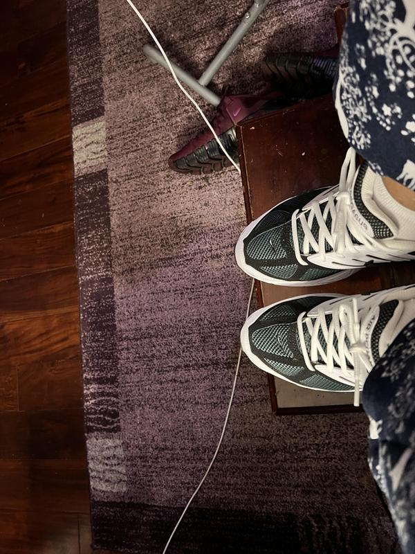 Review Thumbnail Image 0 245993524