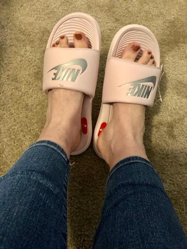 nike female slides