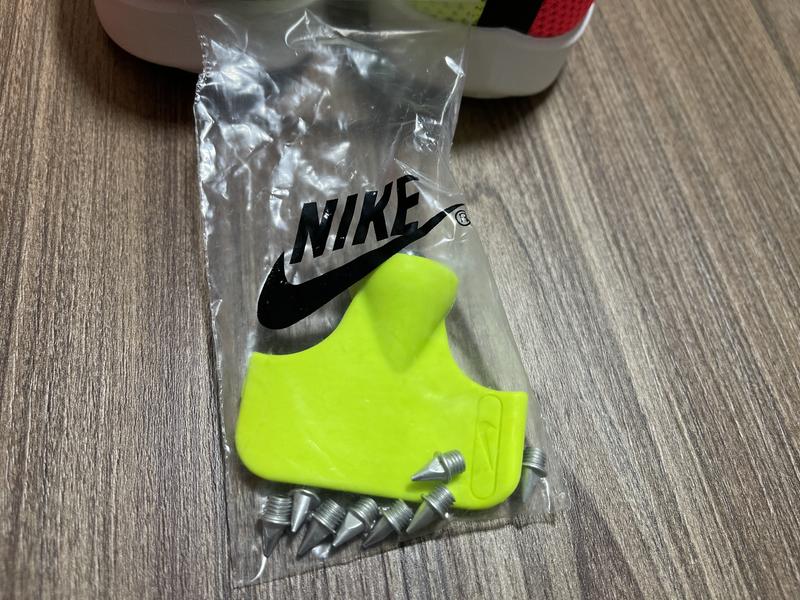 Nike hotsell spikes bag