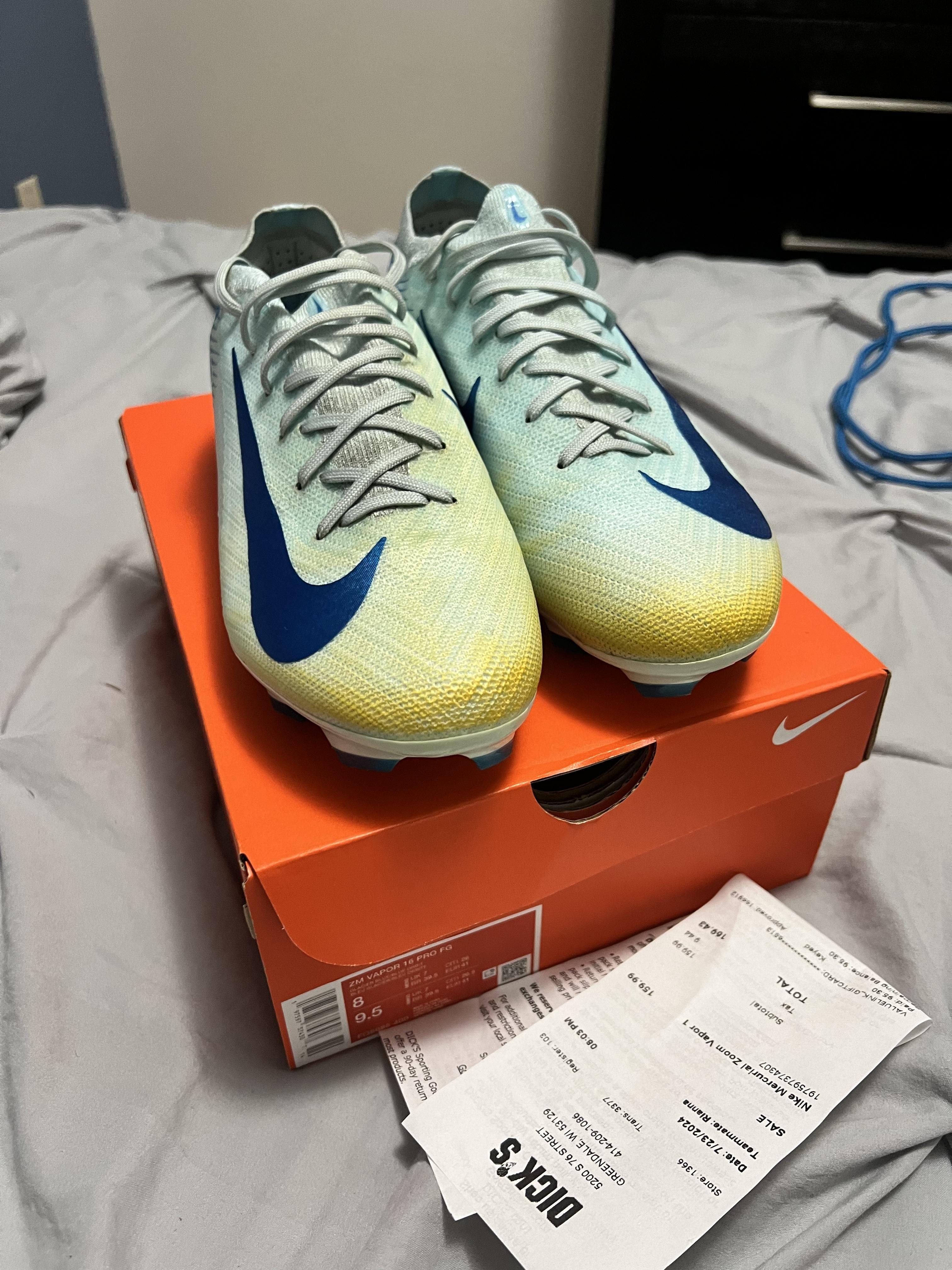 ナイキ　ZM VAPOR 16 ELITE AG-PRO Nike Air Zoom Mercurial Vapor 16 Elite AG-PRO Mad Voltage