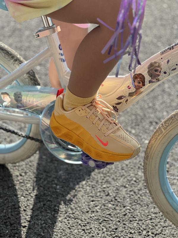 Review Thumbnail Image 0 244010823