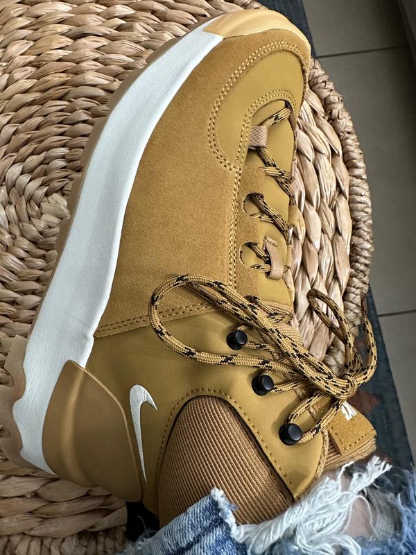ナイキ 24センチ レディース　NIKE CITY CLASSIC BOOT Nike City Classic Premium Women's Waterproof Boots. Nike.com