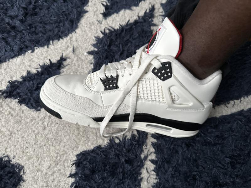 Customer photo for "Like the shoe"