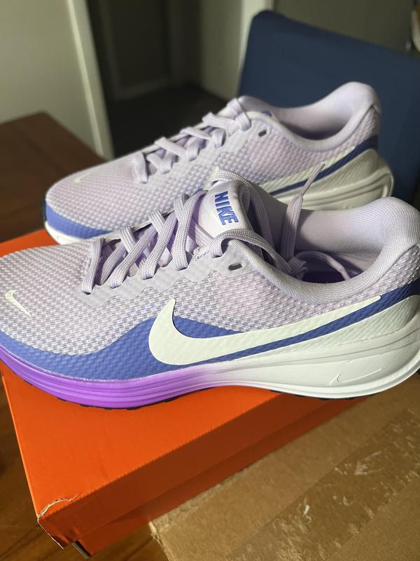 Love the color and I
Like how it feels on my feet, great product 👏👏👏❤️