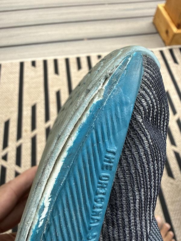 Customer photo for "Bottom sole grip came out"