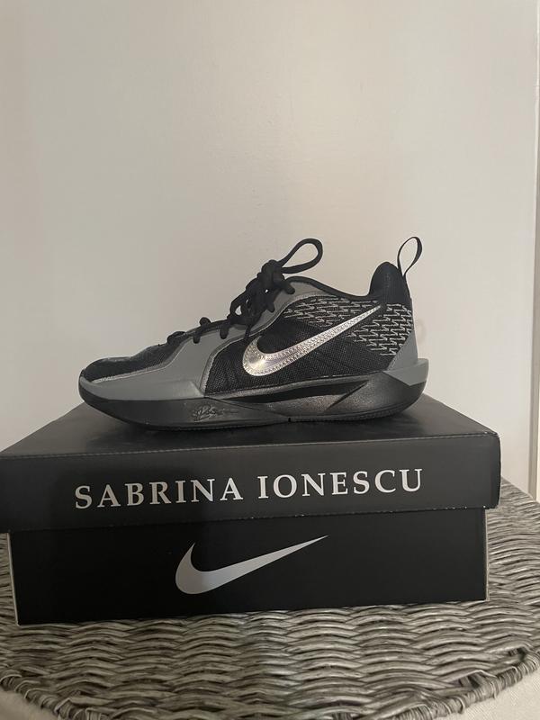 Customer photo for "Very nice shoe"