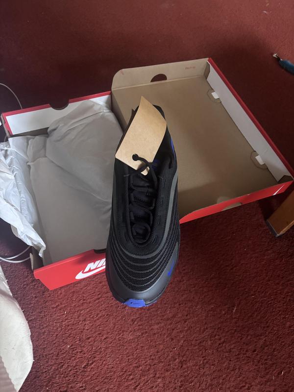 Just unboxed and yes there was 2 lol