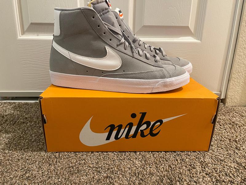 Nike Blazer Mid '77