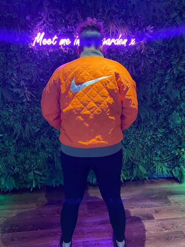 Review Thumbnail Image 0 225958105