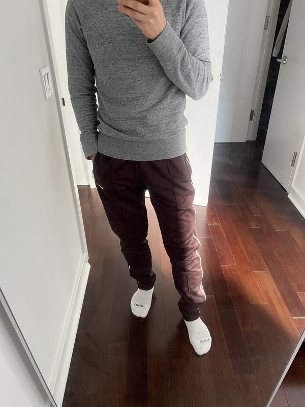 nike track pants episode