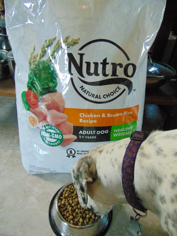 Nutro Wholesome Essentials Healthy Weight Adult Farm Raised