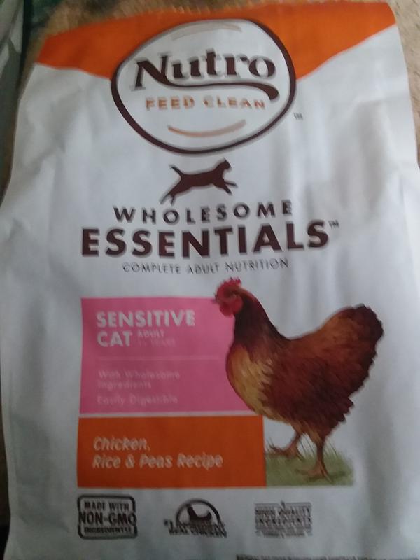 Nutro Wholesome Essentials Sensitive Cat Chicken Rice Peas Recipe Cat Kibble Natural Dry Cat Food 5 lbs. Petco