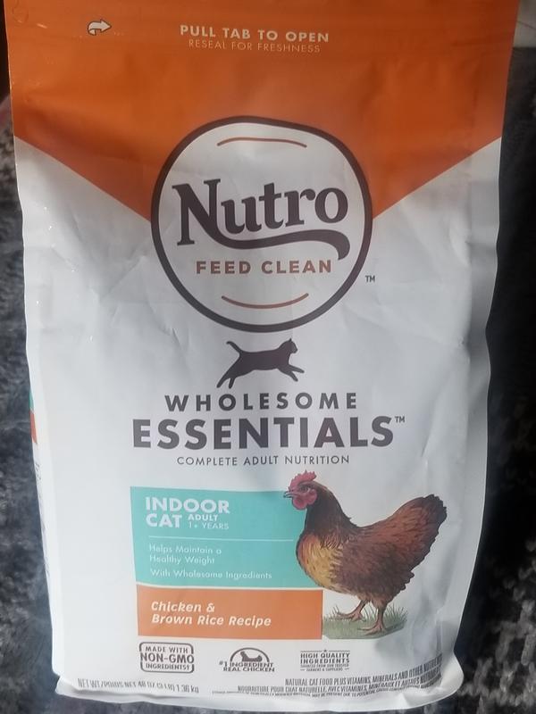 Nutro Wholesome Essentials Natural Dry Cat Food Indoor Cat Adult