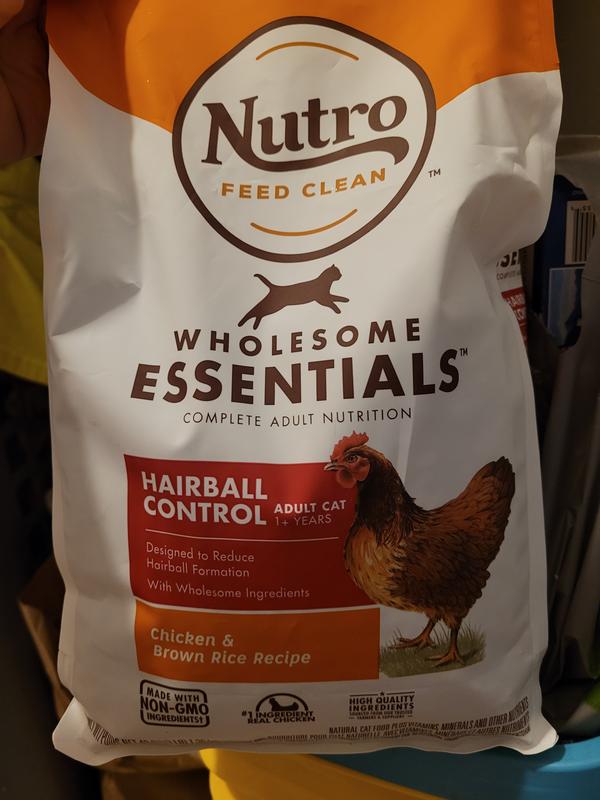 Nutro wholesome 2024 essentials hairball control