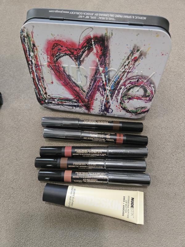 Photo from fgMakeup