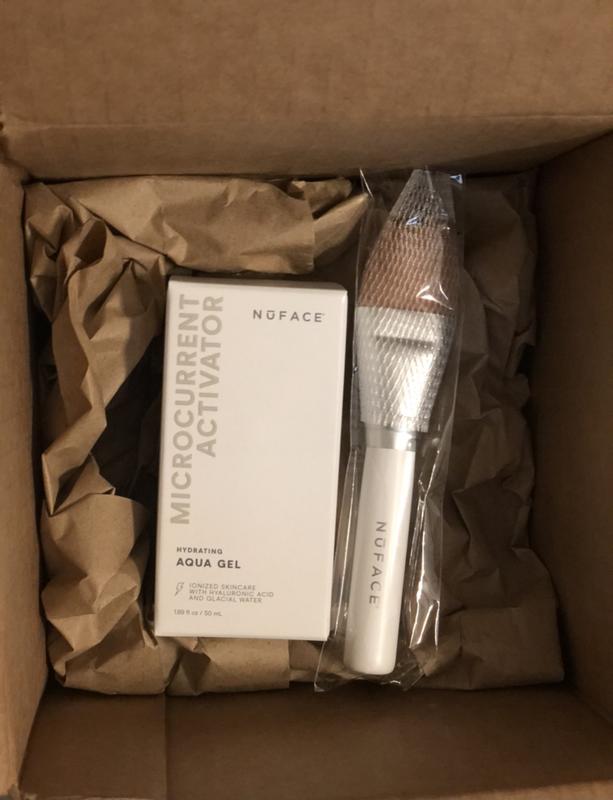 Aqua gel and sweep brush