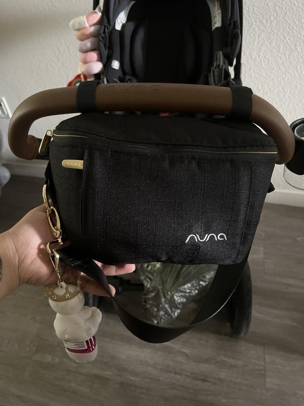 Nuna sling clearance