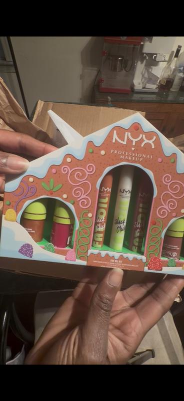 Fat Oil Gingerbread House Holiday Lip Kit | NYX Cosmetics