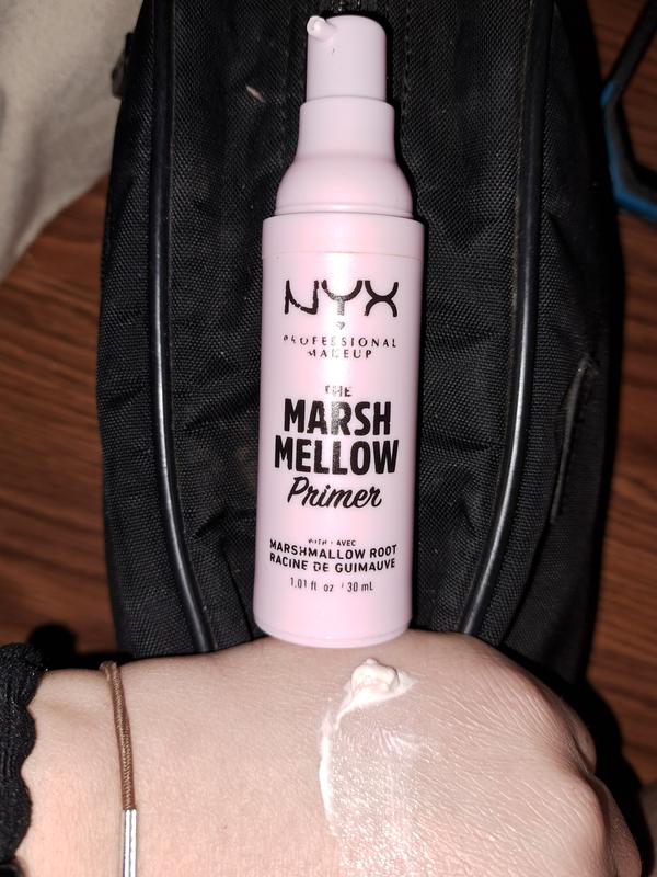 The Marshmellow Smoothing Makeup Primer