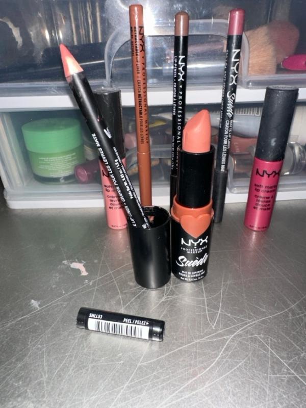 Customer carousel item 13.