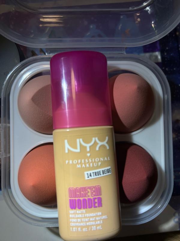 Customer carousel item 10.