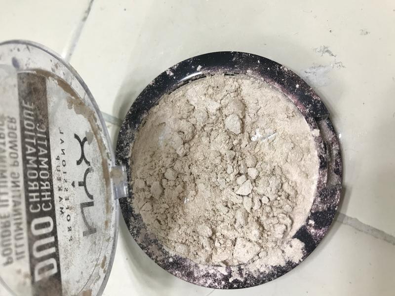 Just got this brand new highlighter and it came like this