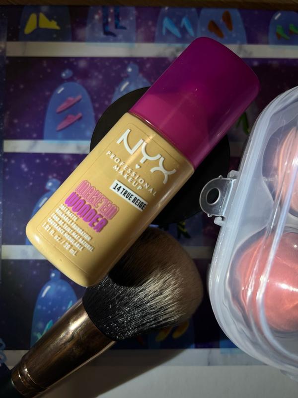 Customer carousel item 9.