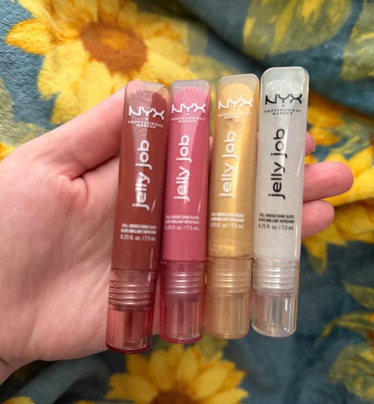 Customer carousel item 10.