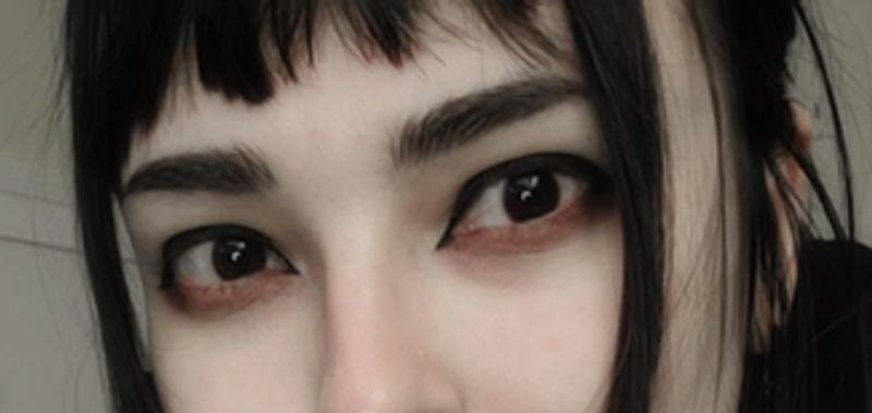 application on skin. nice and dark