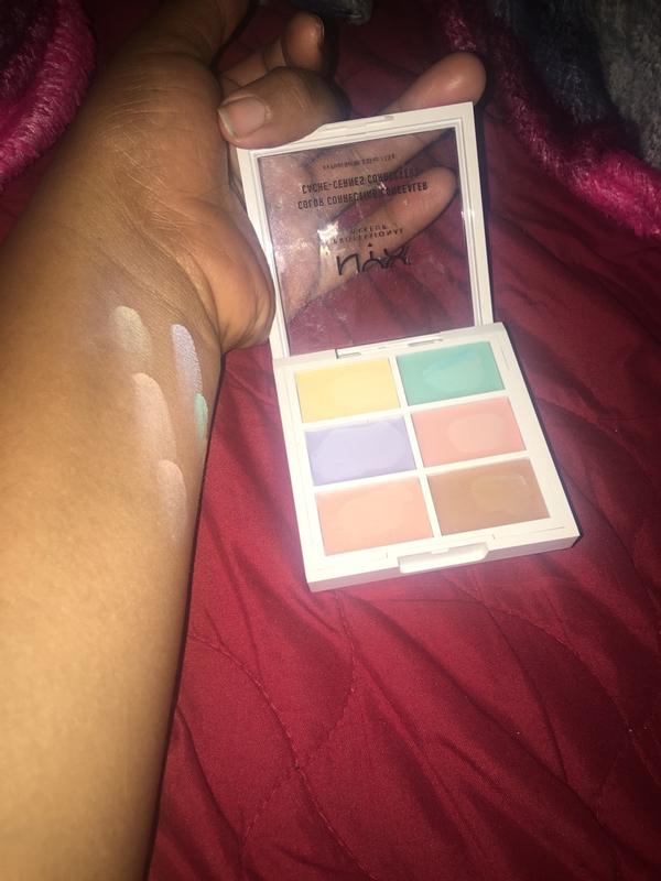 Customer carousel item 3.