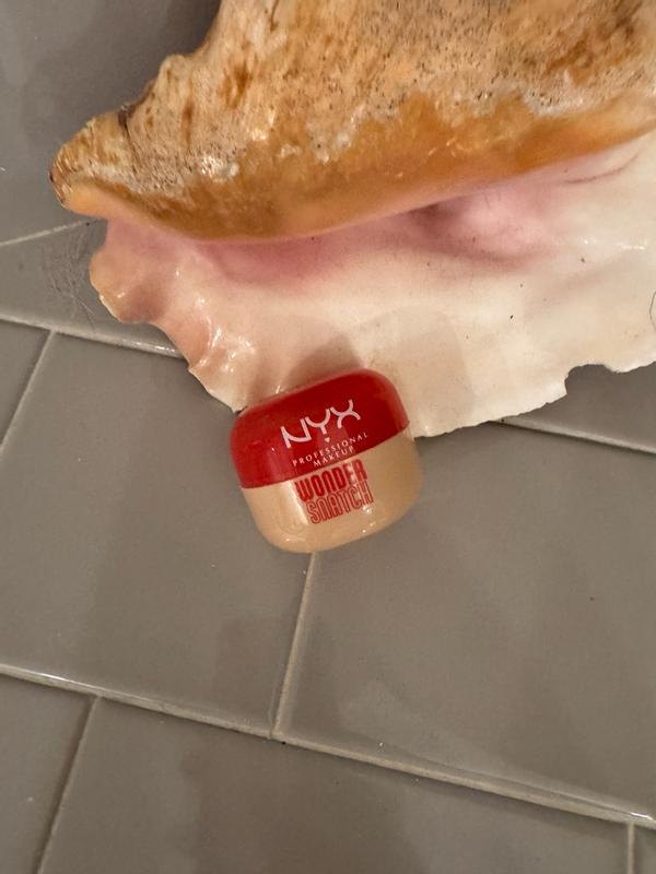 Customer carousel item 14.