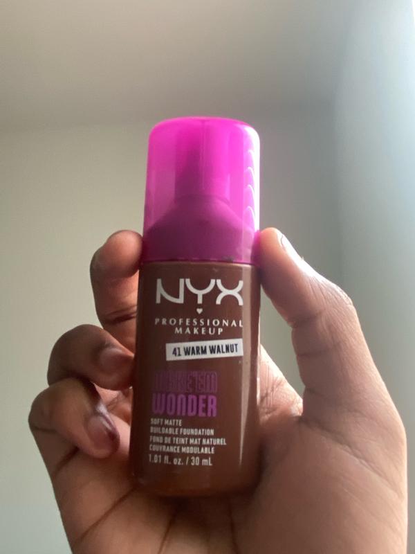 Customer carousel item 11.