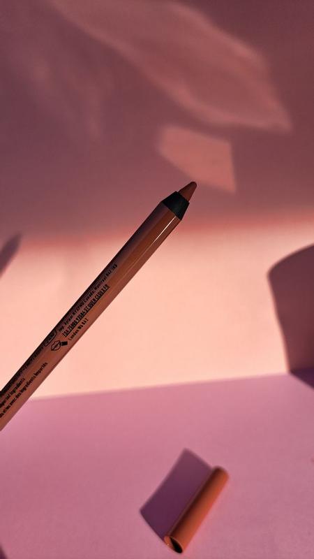 Customer carousel item 11.