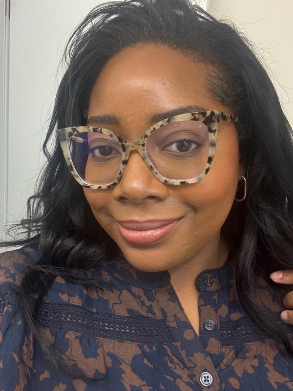 Customer carousel item 10.