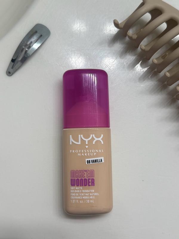 Customer carousel item 9.