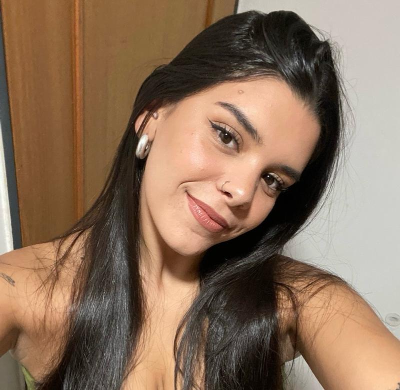 Customer carousel item 6.