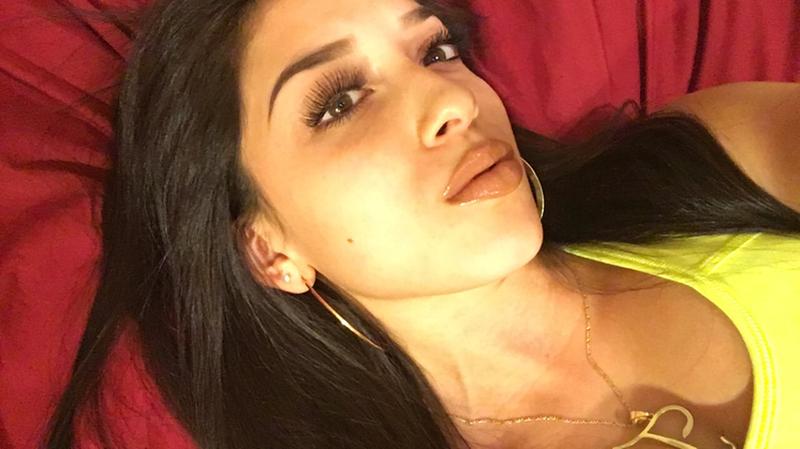 Color worn is Elizabeth