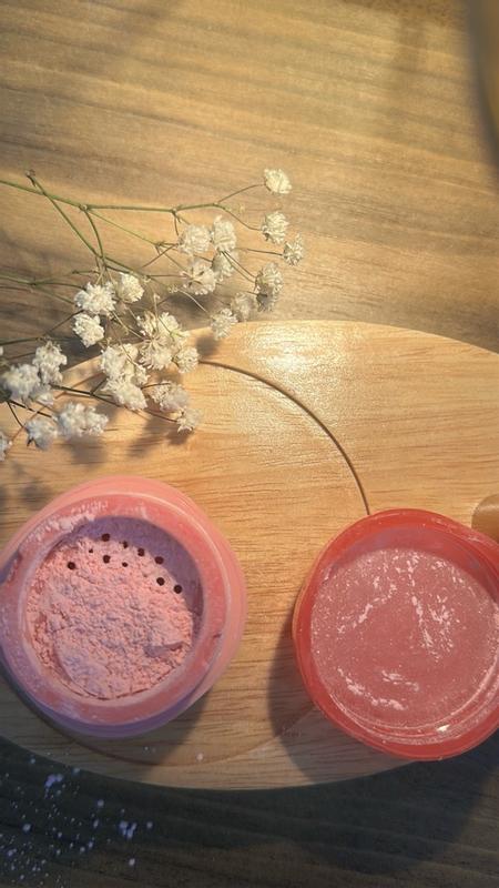 Customer carousel item 4.