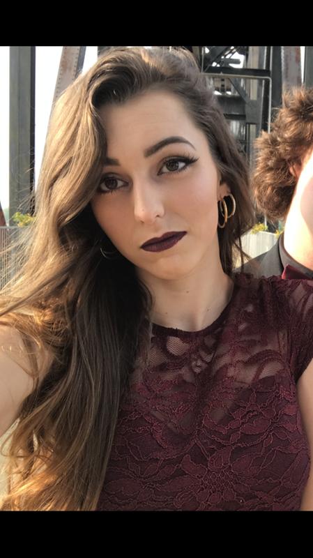 Bad photo of my makeup. Good photo of my eyelashes.