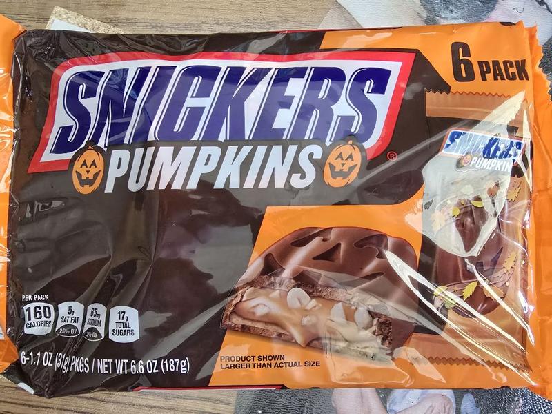 Buy SNICKERS Pumpkin Milk Chocolate Halloween Candy, 1.1 oz from