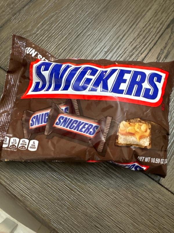 SNICKERS 100 Calories Chocolate Candy Bar, 0.76 oz | SNICKERS®