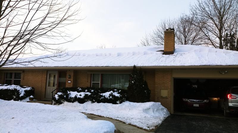Removing 18" of Snow in Milwaukee Wi