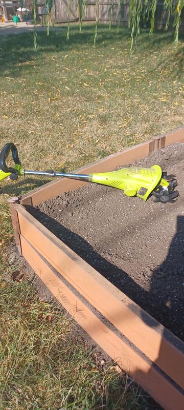 Works but not easily on clay soil