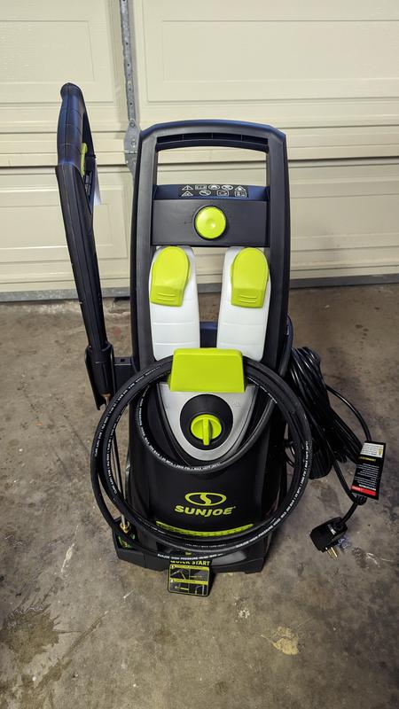 Sun Joe 1300 PSI Max 2 GPM Electric Pressure Washer with Wall Mount, Roll  Cage and Hose Re