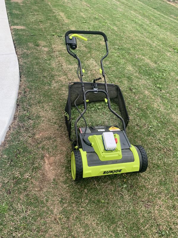 Sun Joe 24V-CRLM15-CT 24-Volt iON+ Cordless Push Reel Mower w/Rear  Collection Bag, Tool Only (Battery + Charger Not Included) : :  Patio, Lawn & Garden