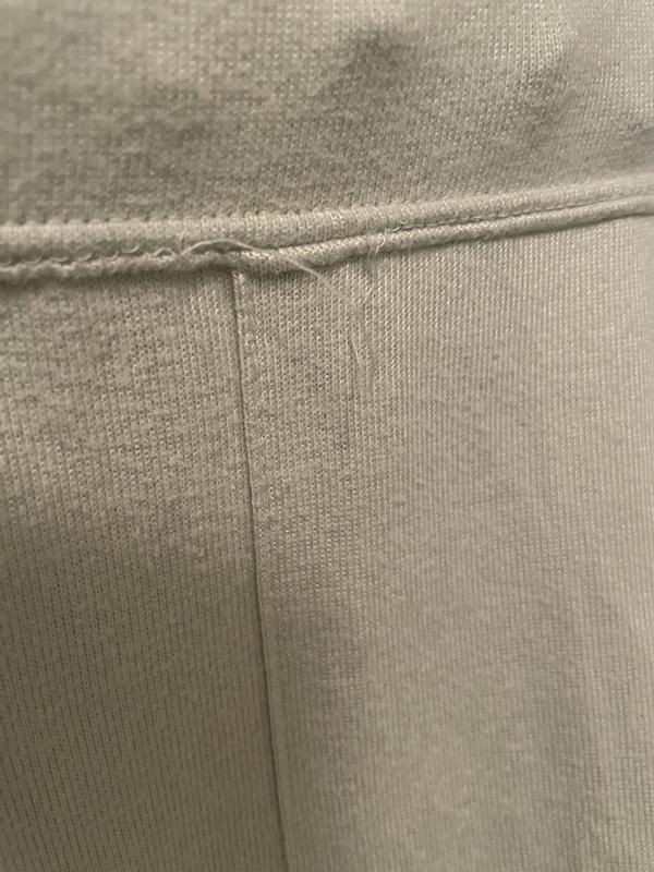 Customer photo for "Comfy but poor quality"