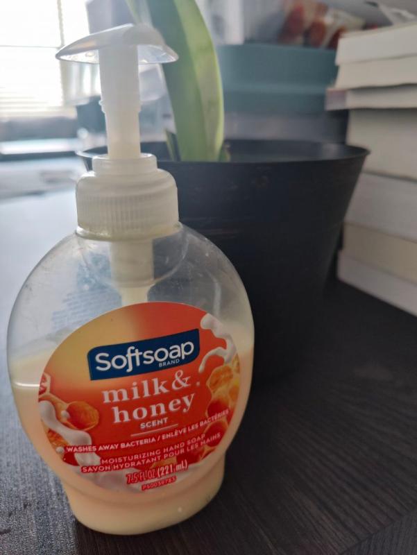 Softsoap Milk Honey Scent Liquid Hand Soap,Moisturizing Liquid