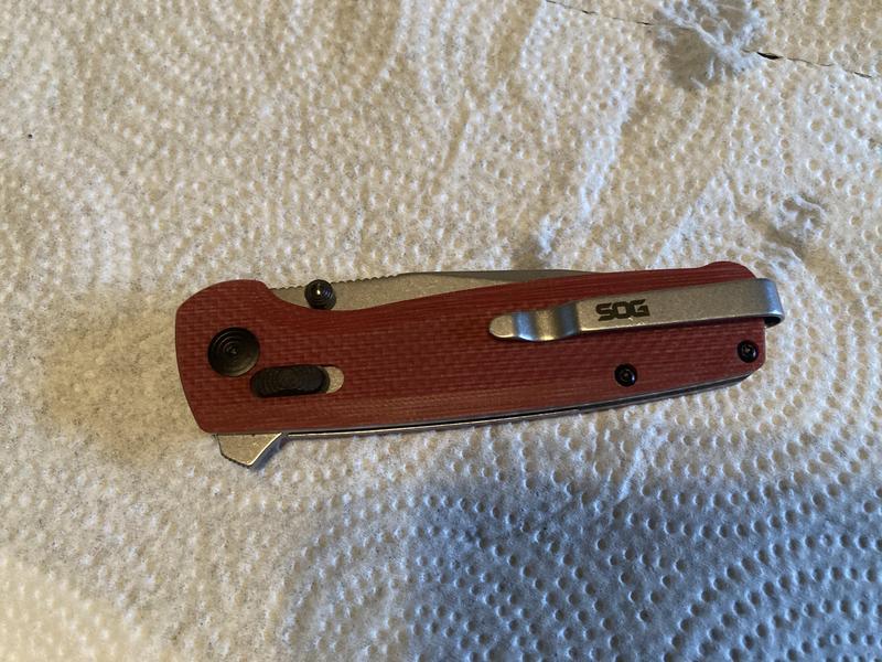 The new pocket clip design is much sleeker but still does a tremendous job holding it in place.