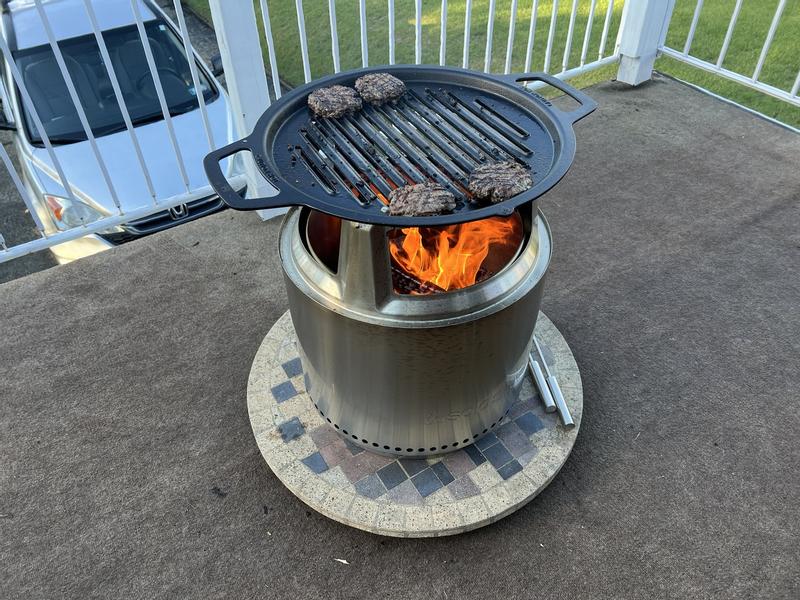 Solo Stove 14.75-in Black Cast iron Fire Pit Cooktop in the Fire Pit ...