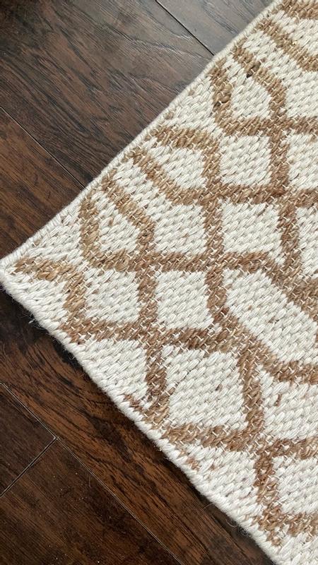 Review Thumbnail Image 3 327609188